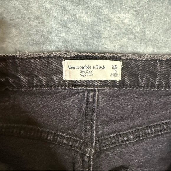 Abercrombie & Fitch Womens Jeans The Dad High Rise Size 26/2 Black Distressed - Picture 12 of 16